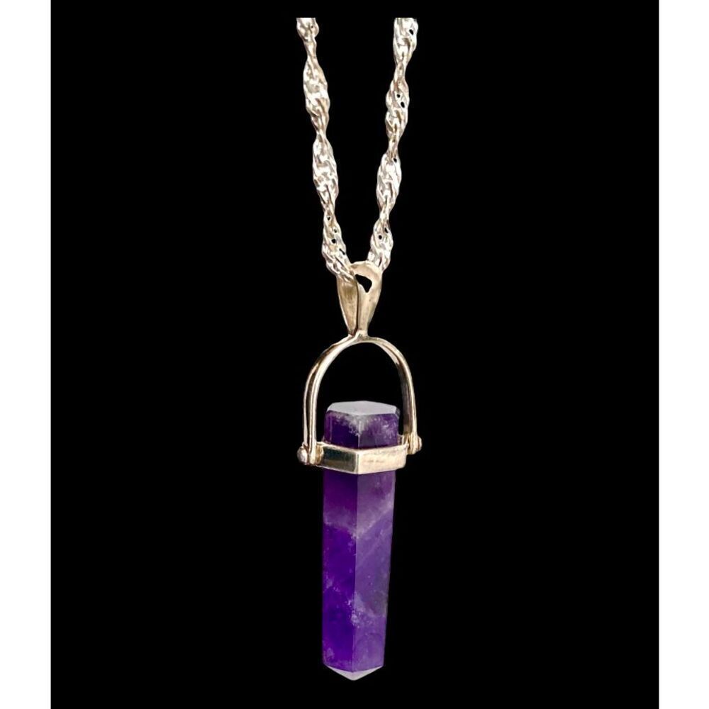 FZ# Beautiful 1 1/4 Purple Cabochon & Sterling Necklace